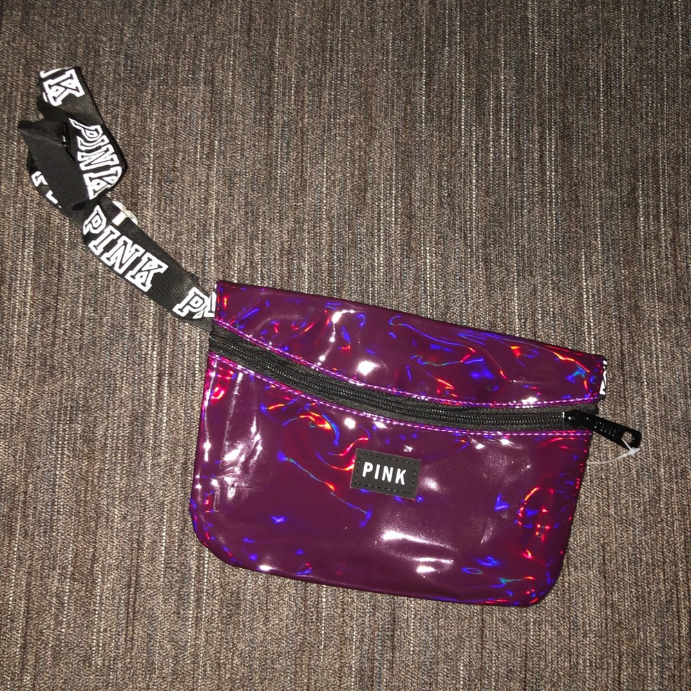 PINK VS FANNY PACK